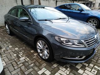 Volkswagen Passat CC foto 2