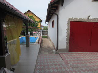 Просторный 2-х этажный дом в Думбраве! foto 2