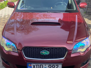 Subaru Legacy foto 4