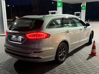 Ford Mondeo foto 3