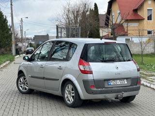 Renault Scenic фото 4
