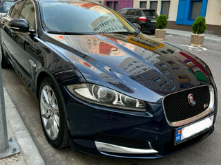 Jaguar XF foto 3