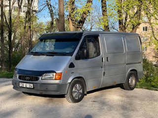 Ford Transit foto 1