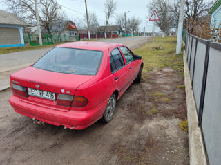 Nissan Almera foto 4