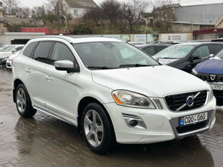 Volvo XC60 foto 2