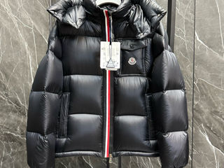 Пуховик Moncler Montbeliard foto 3