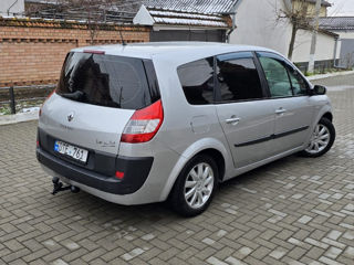 Renault Grand Scenic foto 4