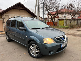 Dacia Logan foto 11