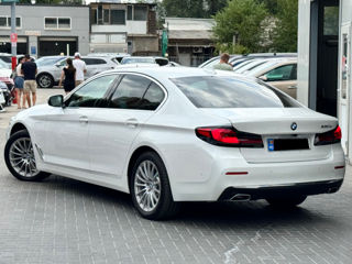 BMW 5 Series foto 5