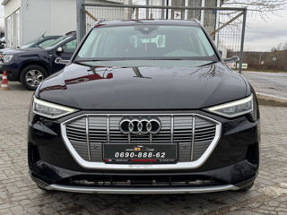 Audi e-tron foto 3