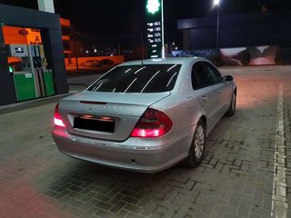 Mercedes E Class foto 6