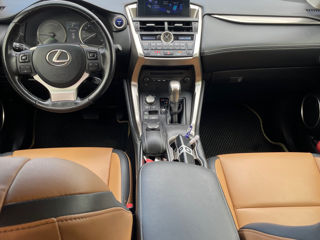 Lexus NX Series foto 8