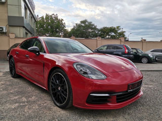 Porsche Panamera foto 2