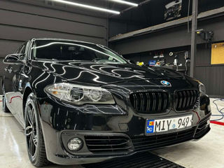 BMW 5 Series foto 3