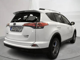 Toyota Rav 4 foto 3