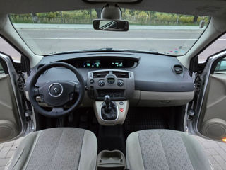 Renault Grand Scenic foto 7