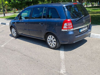 Opel Zafira foto 3