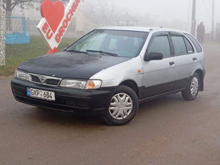 Nissan Almera foto 3