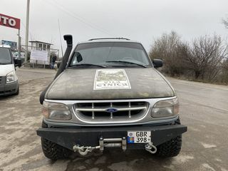 Ford Explorer foto 3