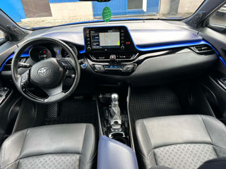 Toyota C-HR foto 7