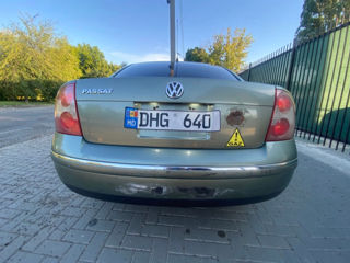 Volkswagen Passat foto 4