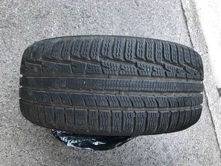 Nokian 245/40 R19 Anvelope de iarna foto 3