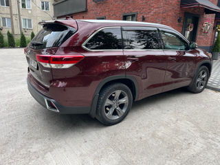 Toyota Highlander foto 2