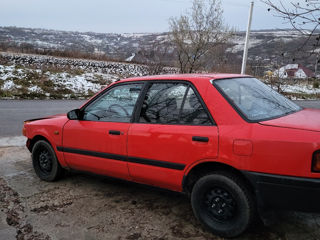 Mazda 323 foto 9