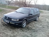 Volkswagen Passat foto 3