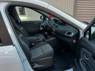 Renault Grand Scenic foto 17