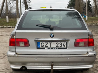 BMW 5 Series foto 6