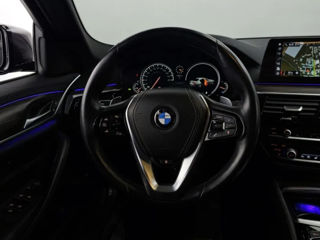 BMW 5 Series foto 13