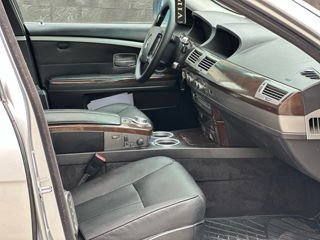 BMW 7 Series foto 10