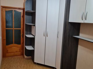 Călăraşi, apartament 1, 2 camere replanificat et . 1 foto 3