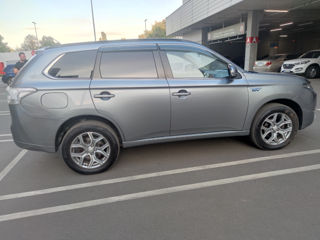 Mitsubishi Outlander foto 5