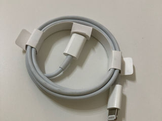 iPhone cable