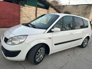 Renault Grand Scenic foto 4