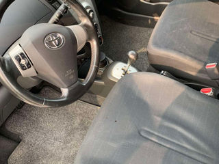 Toyota Yaris foto 6