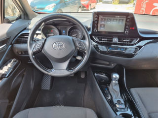 Toyota C-HR foto 7