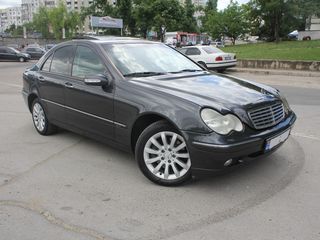 Mercedes C Class foto 2