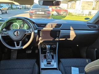 Skoda Superb foto 4