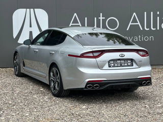 KIA Stinger foto 6