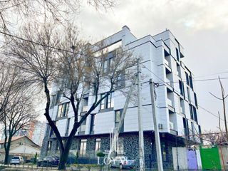 Apartament cu 2 camere, 77 m², Centru, Chișinău foto 15