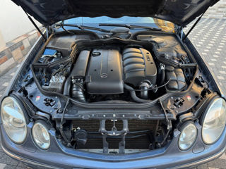 Mercedes E-Class foto 7