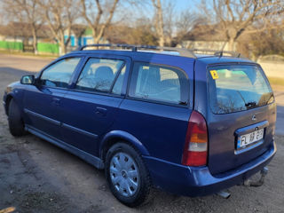 Opel Astra foto 2