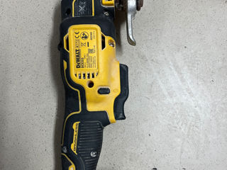 Renovator dewalt