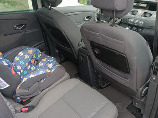 Renault Grand Scenic foto 1