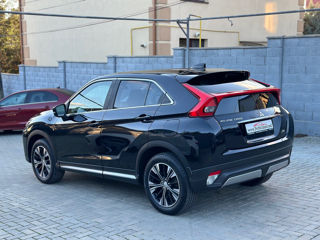 Mitsubishi Eclipse Cross foto 4