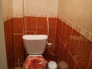 Se vinde apartament cu 2 odăi foto 9