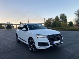 Audi Q7 foto 2